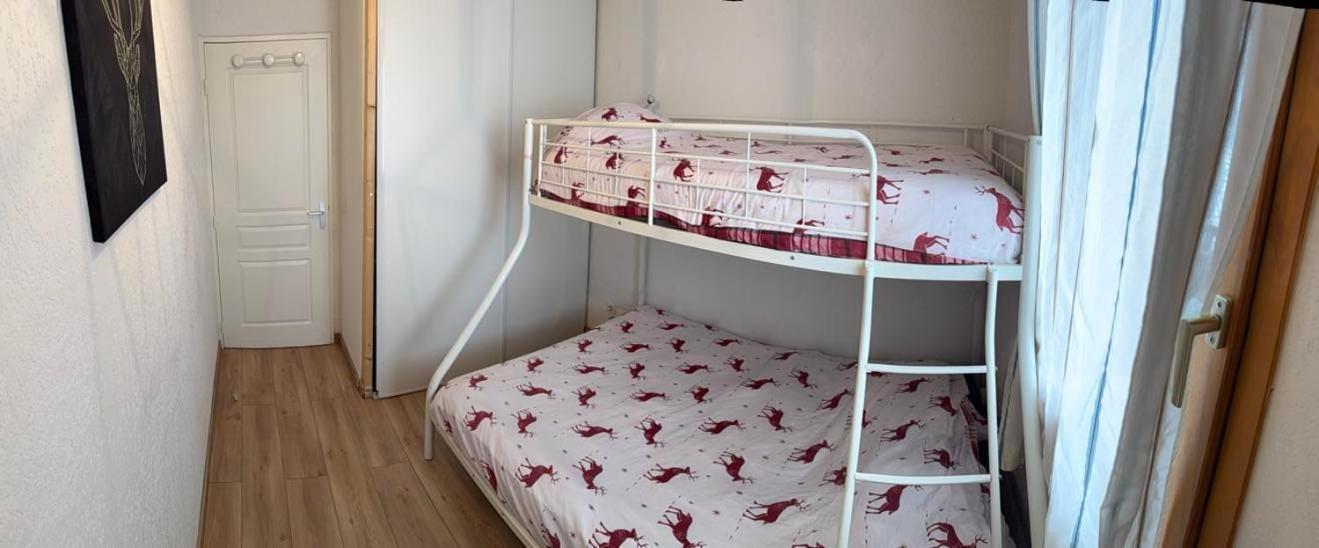 Apartment 2 Pieces, Les De Super-besse
